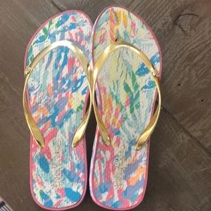 Lilly Pulitzer flip flops